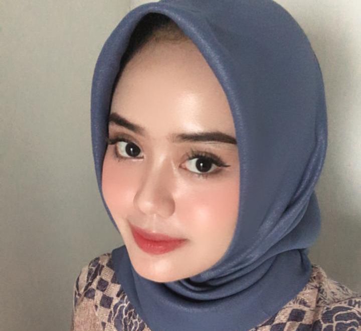 Foto Mawar Nur April Liani